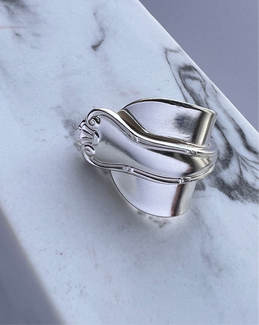 Tiffany & Co Provence Spoon Ring dated 1909