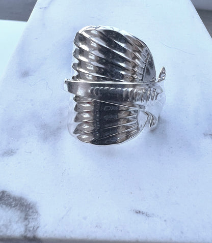 Sterling Silver Art Deco Scallop Spoon Ring